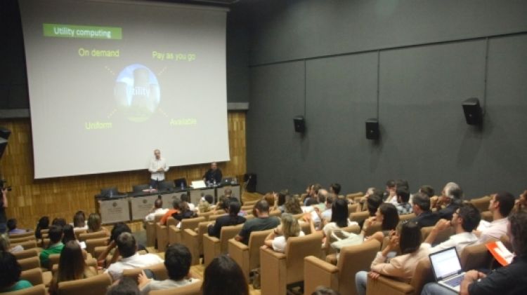 L'empresa ha organitzat unes jornades al Parc Científic per explicar les novetats © ACN