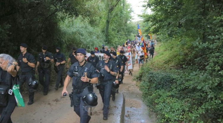 La CUP demana la dimissió de l’alcalde de Sant Martí Vell per la visita de la família reial