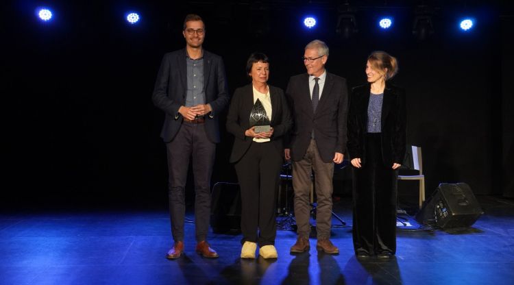 Fina Puigdevall rep el Premi a l’Excel·lència Empresarial d’Olot