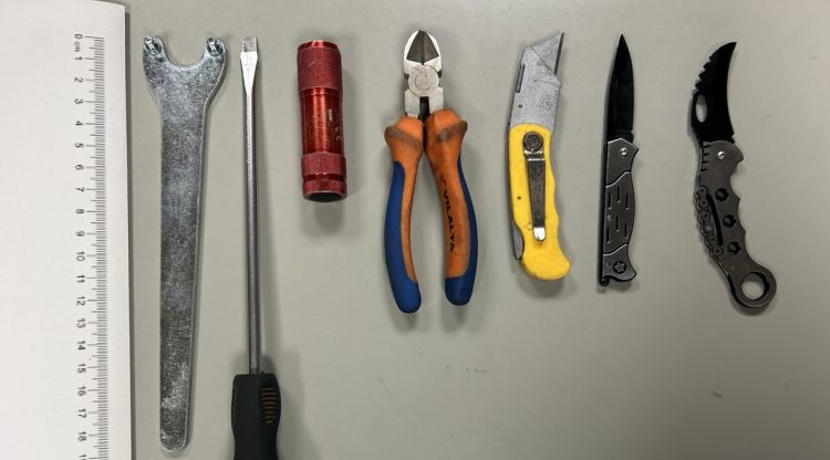 Cinc detinguts a Sant Gregori per intentar sostreure la càrrega de tres camions a l'AP-7