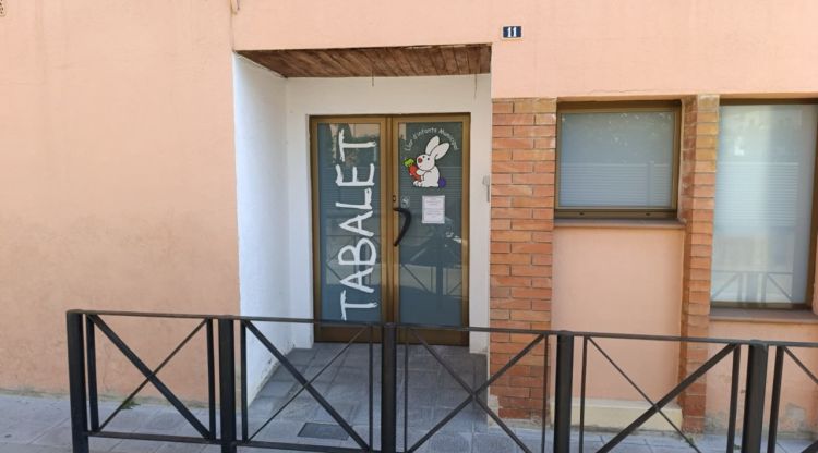 Santa Coloma de Farners ajorna l’obertura d’una aula de nadons per deficiències a la llar