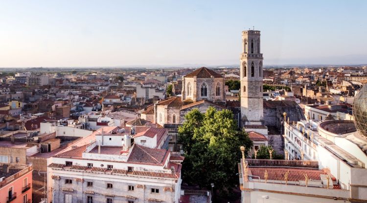 Una avaria elèctrica deixa sense llum diversos punts de Figueres