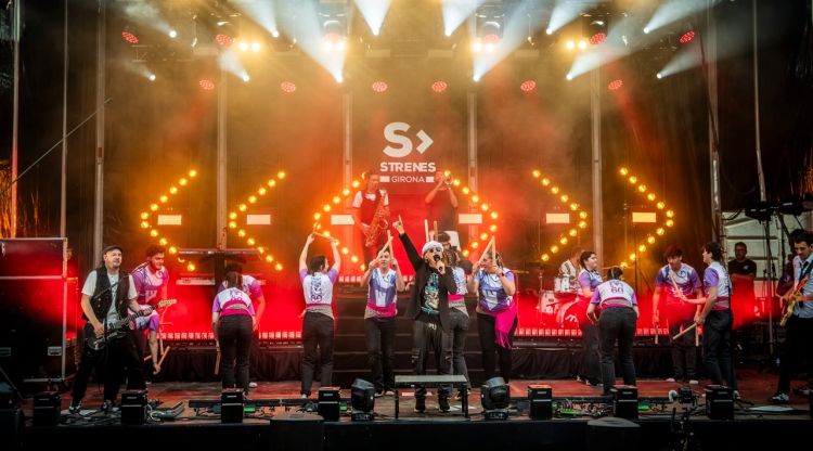 Buhos posa el punt final a l'Strenes de Girona amb un concert doble