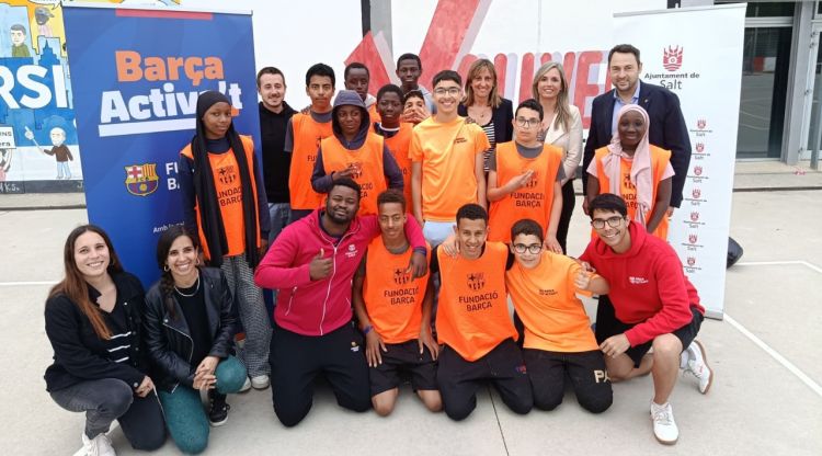 Una vintena de joves de Salt participen en el projecte Barça Activa’t