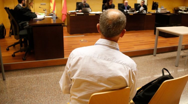 Jutgen un acusat d'agredir sexualment la neboda a la Cerdanya