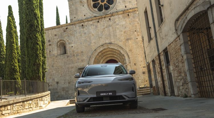Geely ja és a Girona: descobreix la seva nova gamma de vehicles elèctrics i híbrids